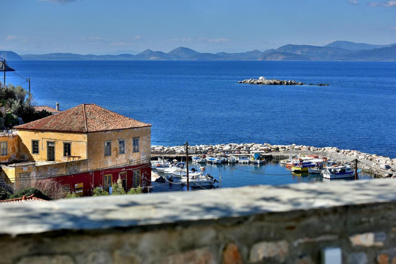 Villa Loukia Hydra  Luaran gambar