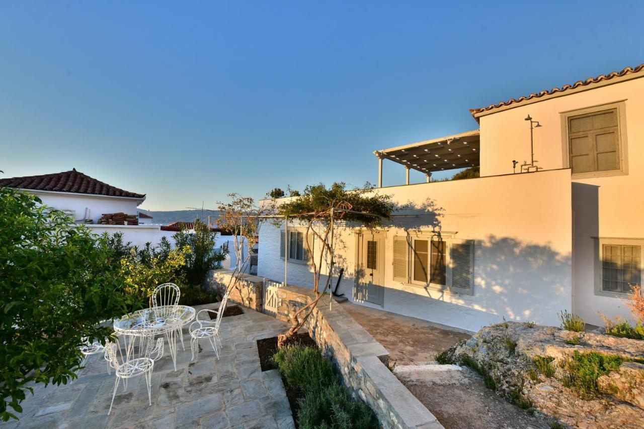 Villa Loukia Hydra  Luaran gambar